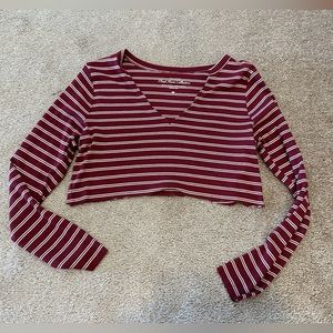 Hollister Cropped Long Sleeve - Must Have Collection